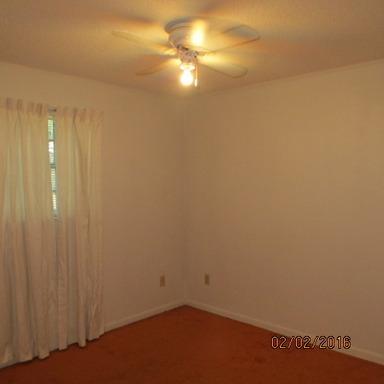 Nice two bedroom unit in Bennett Apartments