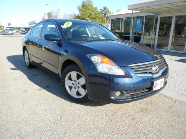 Nissan Altima - JUST REDUCED!