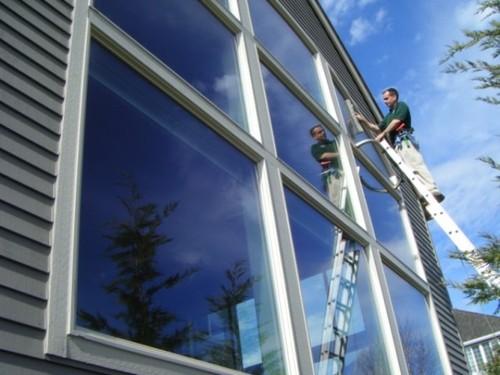 Portland Oregon Window Cleaning - West Linn's Clearly Amazing