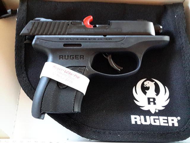 Ruger LC9s Pro 9mm hangdun