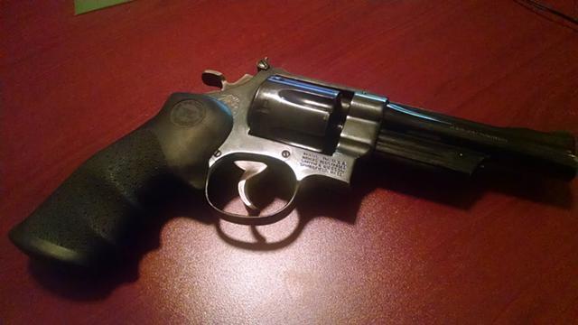 Smith and Wesson 357 Magnum (rare 5
