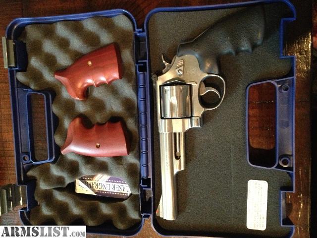 Smith & Wesson 629-6 44 Magnum 6 inch Barrel