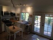 Studio Guest house for rent in Burbank CA