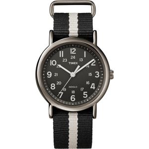 Timex Weekender Slip Thru - Black/Gray (T2N889)