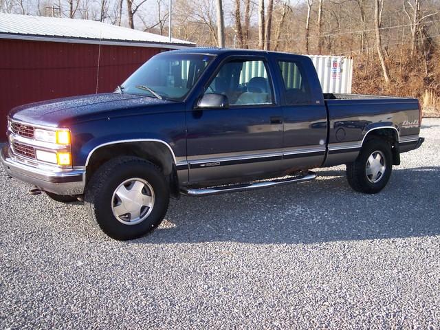 Used 1998 CHEVROLET C/K 1500 Ext. Cab 6.5-ft. Bed 4WD in Minford OH