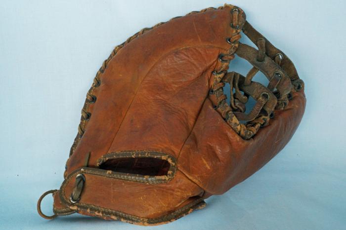 Vintage Gil Hodges 1st Baseman's Baseball Glove