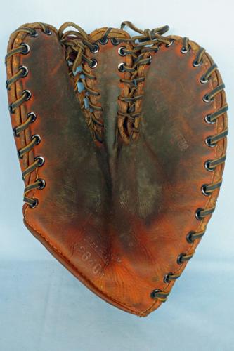 Vintage Wilson A2640G Baseball Glove