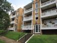The Petite - Highland Park, Birmingham AL
Location: Highland Park
Awesome one bedroom apartment in the Highlands community within walking distance to Lake View and only minutes from UAB.This unit features hardwood floors, spacious layout, full dinning