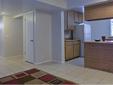 4br Elegant 4 bedroom townhouse -- Newly Renovated -- Swimming Pool --