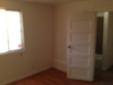 No Pets, 1 Year Lease, Water Trash Sewer: Tenant, Landscaping: Tenant. Detached 2 bedroom, 1 bathroom house in gKEmfRx Visalia. Wood flooring. Close to dining and shops, bright, gas stove, trash included.
Email property1zdompz4h9@ifindrentals.com for more