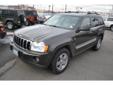 Lee Peterson Motors
410 S. 1ST St., Yakima, Washington 98901 -- 888-573-6975
2006 Jeep Grand Cherokee Limited Pre-Owned
888-573-6975
Price: Call for Price
Receive a Free CarFax Report!
Click Here to View All Photos (12)
Free Anniversary Oil Change With